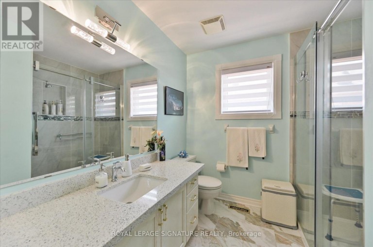 5481 PALMERSTON CRESCENT, Mississauga (Central Erin Mills), Ontario, L5M5Z8