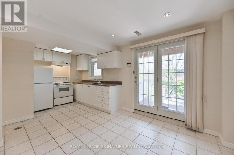 5481 PALMERSTON CRESCENT, Mississauga (Central Erin Mills), Ontario, L5M5Z8