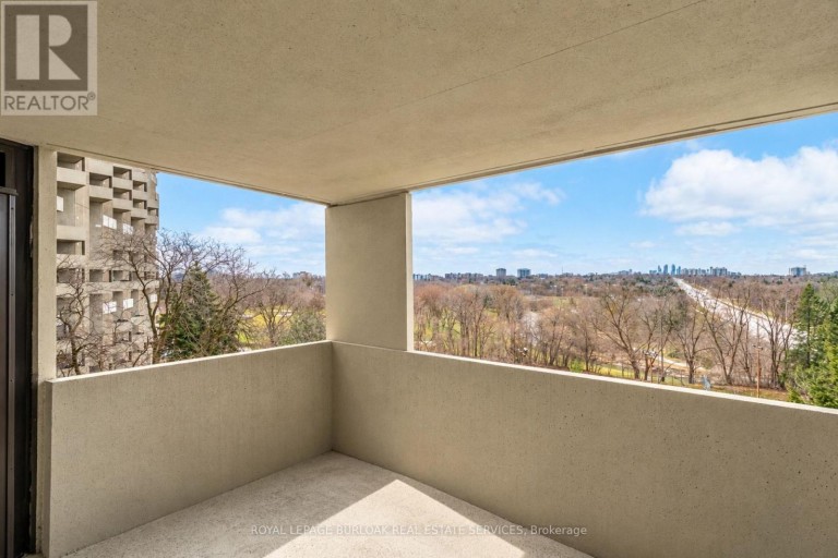 C34 - 300 MILL ROAD, Toronto (Markland Wood), Ontario, M9C4W7