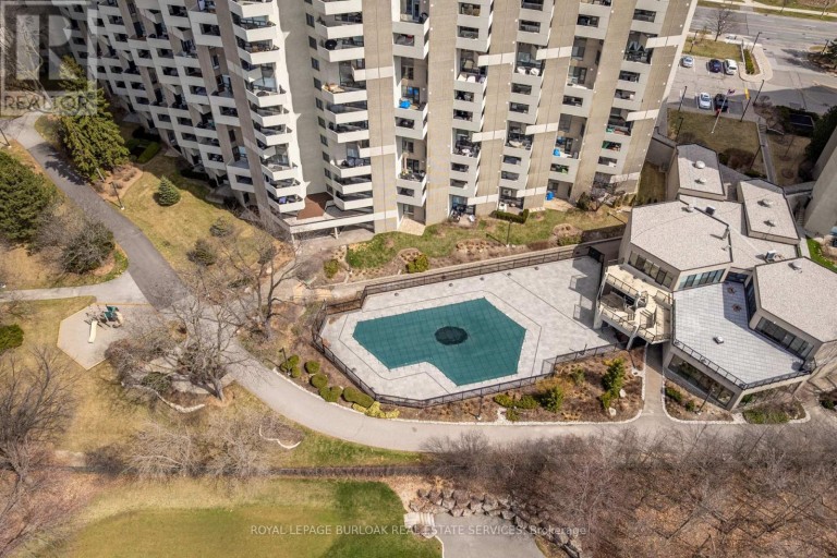 C34 - 300 MILL ROAD, Toronto (Markland Wood), Ontario, M9C4W7