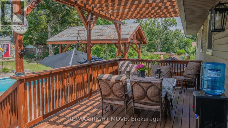 424 HOMEWOOD AVENUE, Orillia, Ontario, L3V3K8