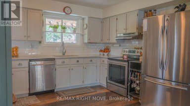 424 HOMEWOOD AVENUE Orillia Ontario photo 16