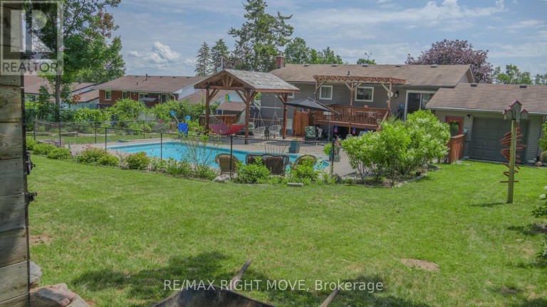 424 HOMEWOOD AVENUE, Orillia, Ontario, L3V3K8