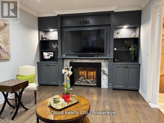 27 TYSONVILLE CIRCLE, Brampton (Northwest Brampton), Ontario, L7A4A6