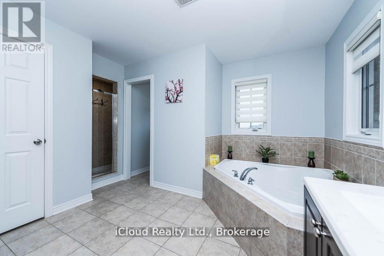 27 TYSONVILLE CIRCLE, Brampton (Northwest Brampton), Ontario, L7A4A6