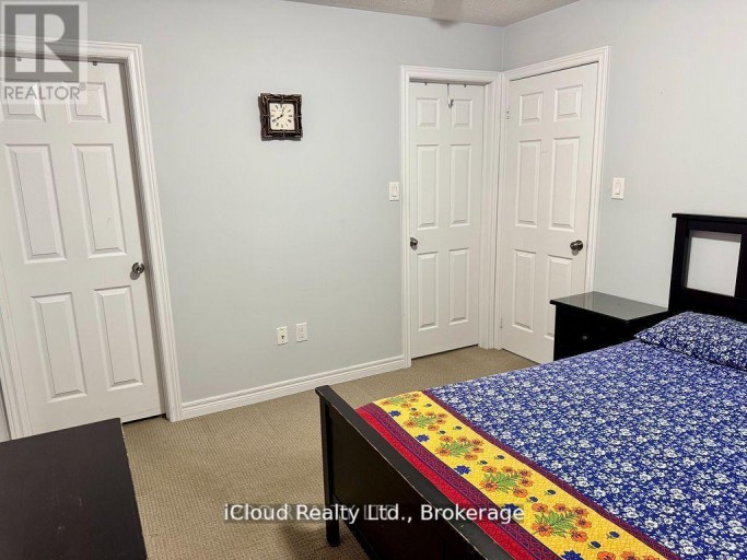 27 TYSONVILLE CIRCLE, Brampton (Northwest Brampton), Ontario, L7A4A6