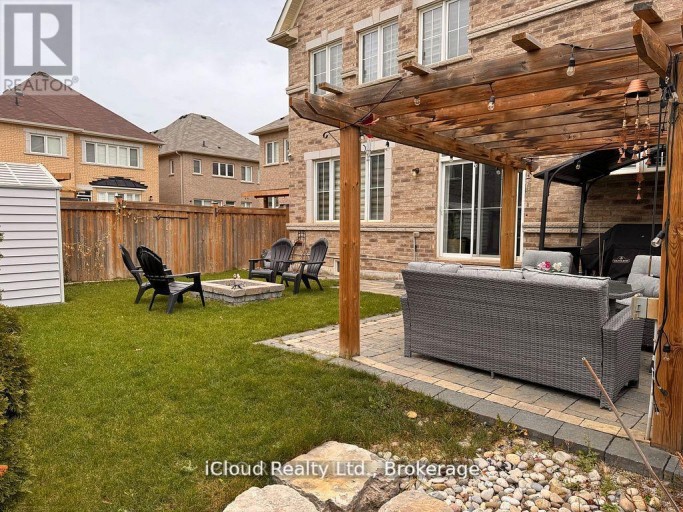 27 TYSONVILLE CIRCLE, Brampton (Northwest Brampton), Ontario, L7A4A6