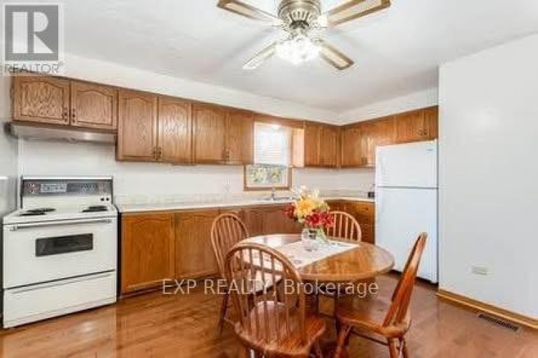 UPPER - 4308 CURIA CRESCENT, Mississauga (Rathwood), Ontario, L4Z2X4