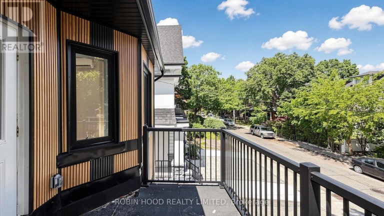 3 - 24 CALLENDER STREET, Toronto (Waterfront Communities), Ontario, M6R2H3
