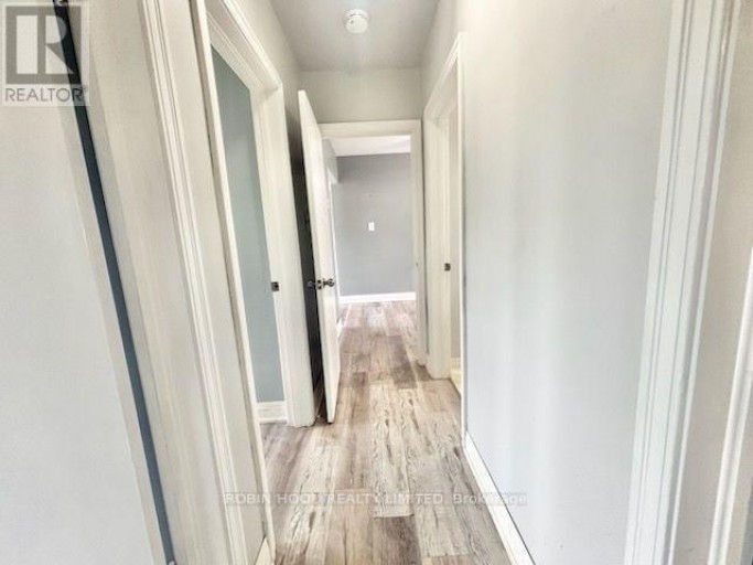 MAIN - 5904 CARMAN STREET, Niagara Falls (Downtown), Ontario, L2J1S1