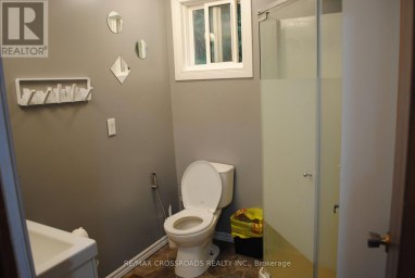 15 BROOK ROAD Kawartha Lakes (Somerville) Ontario photo 8