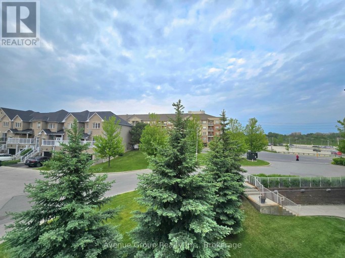 314 - ROOM 2 - 684 WARDEN AVENUE, Toronto (Clairlea-Birchmount), Ontario, M1L4W4