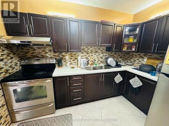 311 - 10 EDGECLIFFE GOLFWAY Toronto (Flemingdon Park) Ontario photo 5