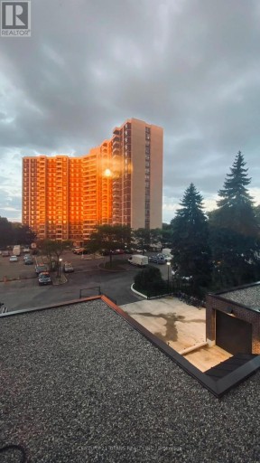 311 - 10 EDGECLIFFE GOLFWAY, Toronto (Flemingdon Park), Ontario, M3C3A3