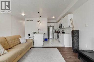 397 WESTWOOD Drive Unit# B Kitchener Ontario photo 15
