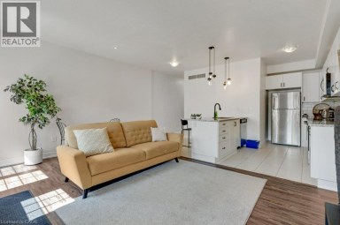 397 WESTWOOD Drive Unit# B Kitchener Ontario photo 16