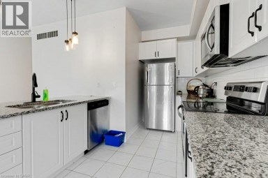 397 WESTWOOD Drive Unit# B Kitchener Ontario photo 17