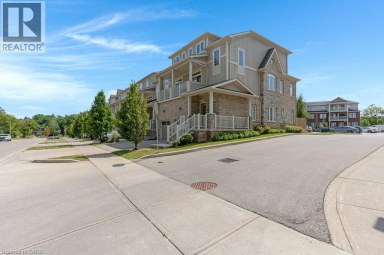 397 WESTWOOD Drive Unit# B Kitchener Ontario photo 2