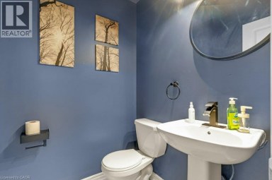 397 WESTWOOD Drive Unit# B Kitchener Ontario photo 9