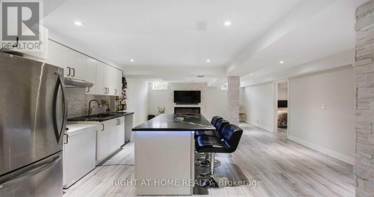 #BASEMENT - 110 THATCHER CRESCENT, East Gwillimbury, Ontario, L9N0B9