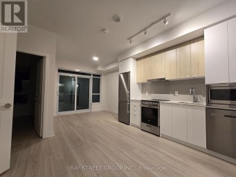 1806B - 50 UPPER MALL WAY Vaughan (Brownridge) Ontario photo 14