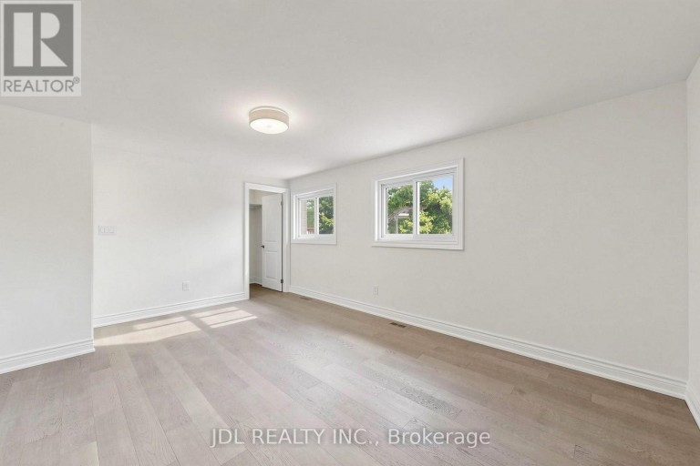 129 APPLEBY CRESCENT, Markham (Milliken Mills West), Ontario, L3R4L1