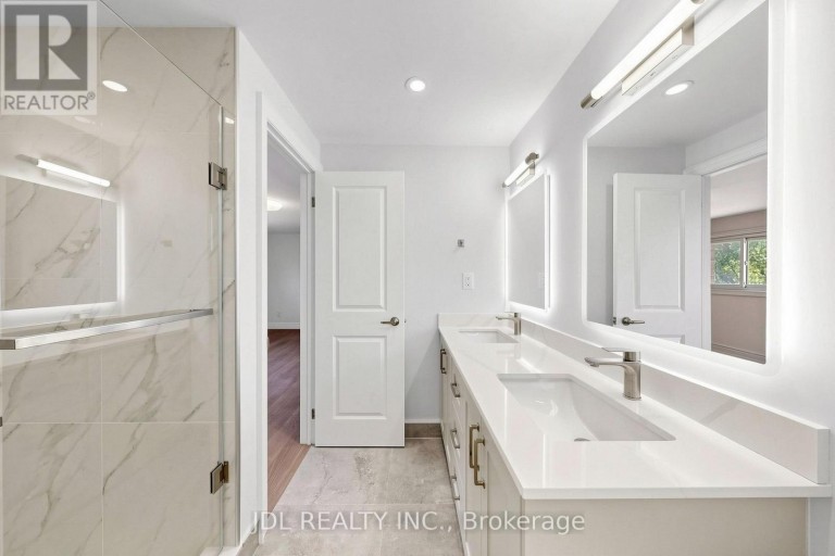 129 APPLEBY CRESCENT, Markham (Milliken Mills West), Ontario, L3R4L1