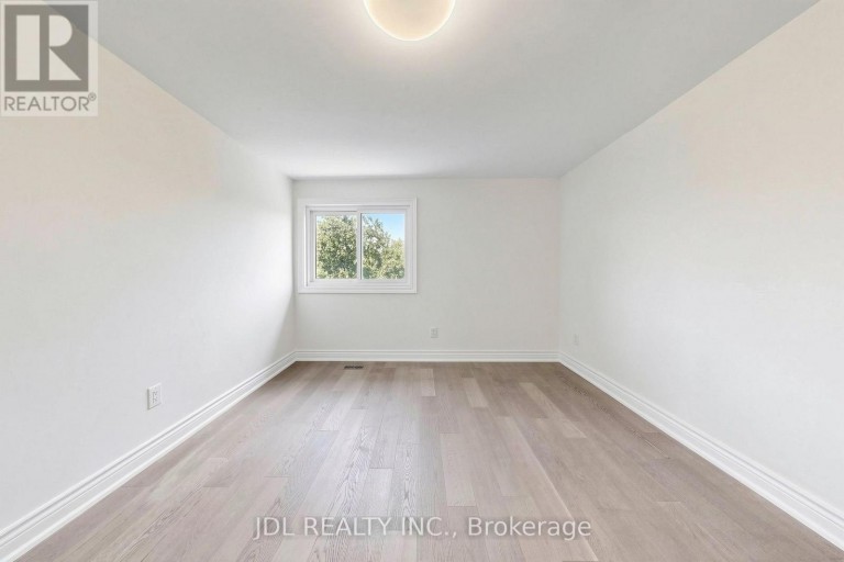 129 APPLEBY CRESCENT, Markham (Milliken Mills West), Ontario, L3R4L1