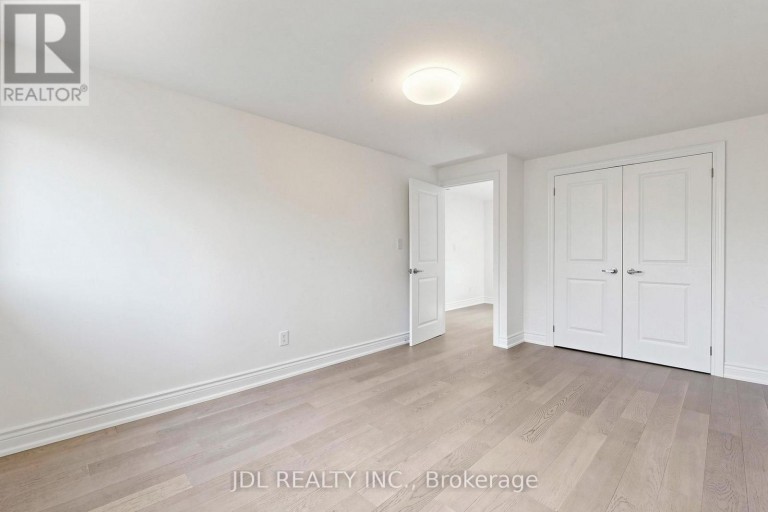 129 APPLEBY CRESCENT, Markham (Milliken Mills West), Ontario, L3R4L1