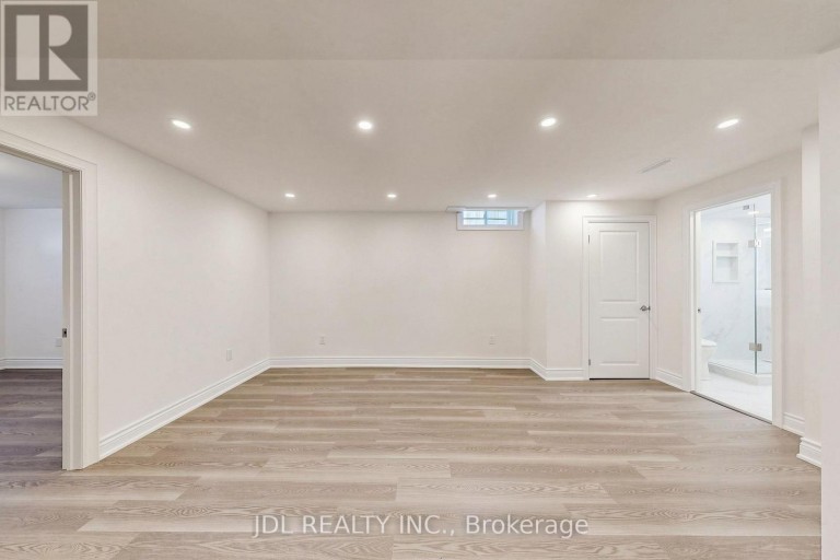 129 APPLEBY CRESCENT, Markham (Milliken Mills West), Ontario, L3R4L1