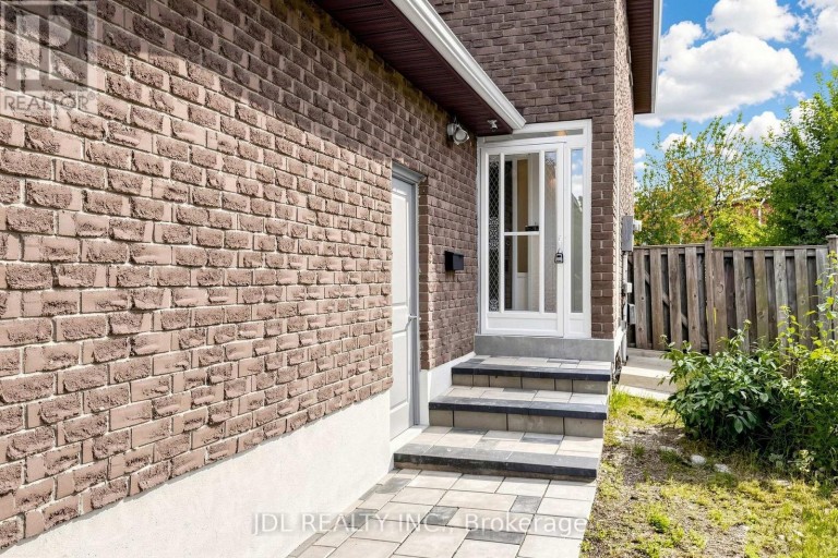 129 APPLEBY CRESCENT, Markham (Milliken Mills West), Ontario, L3R4L1