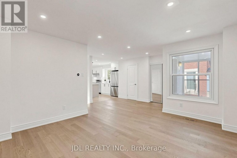 129 APPLEBY CRESCENT, Markham (Milliken Mills West), Ontario, L3R4L1