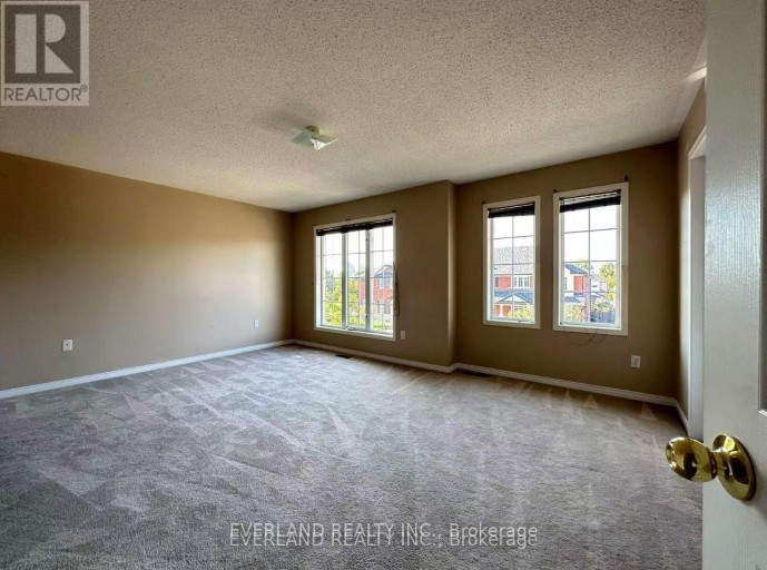 7 BASSETT AVENUE, Richmond Hill (Langstaff), Ontario, L4B4M8