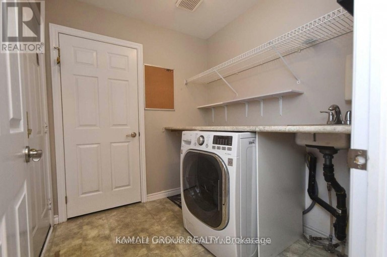 72 OSPREY RIDGE ROAD, Barrie (Little Lake), Ontario, L4M6P3