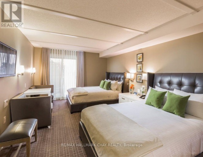 6412/14 - 9 HARBOUR STREET E, Collingwood, Ontario, L9Y5B5