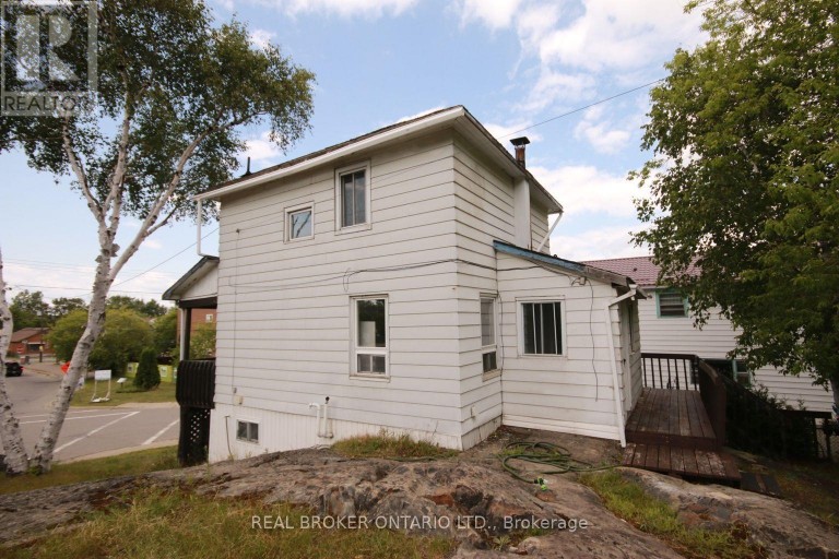 236 MOUNTAIN STREET, Greater Sudbury (Sudbury), Ontario, P3B2T7
