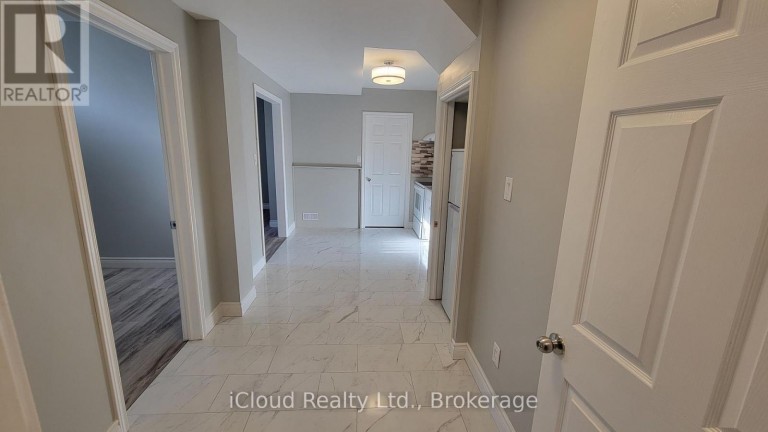 296 HICKLING TRAIL, Barrie (Grove East), Ontario, L4M5X9