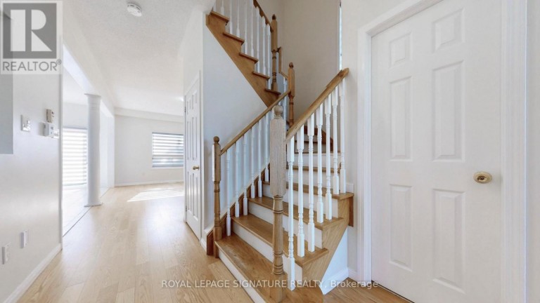 138 SUN KING CRESCENT, Barrie (Innis-Shore), Ontario, L4M0E5