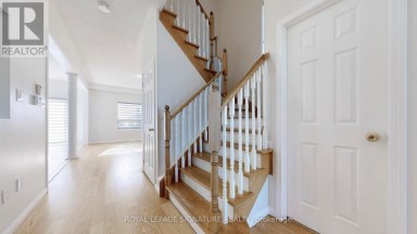 138 SUN KING CRESCENT Barrie (Innis-Shore) Ontario photo 20