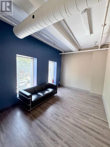 200 - 69 QUEEN STREET E, Toronto (Moss Park), Ontario, M5C1R8