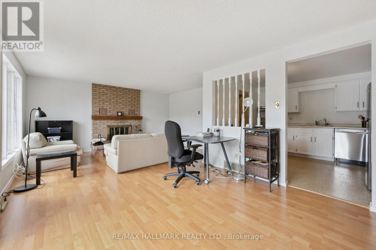 1 - 489 BEECHWOOD DRIVE, Waterloo, Ontario, N2T1H8