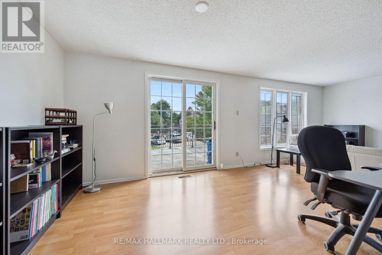 1 - 489 BEECHWOOD DRIVE, Waterloo, Ontario, N2T1H8