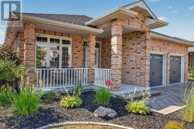 43 MAPLERIDGE CRESCENT Thames Centre (Dorchester) Ontario photo 2