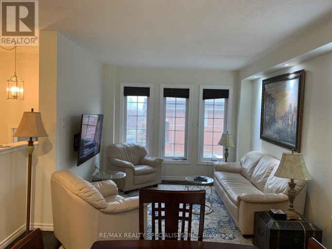 132 - 4950 ALBINA WAY, Mississauga (Hurontario), Ontario, L4Z4J6