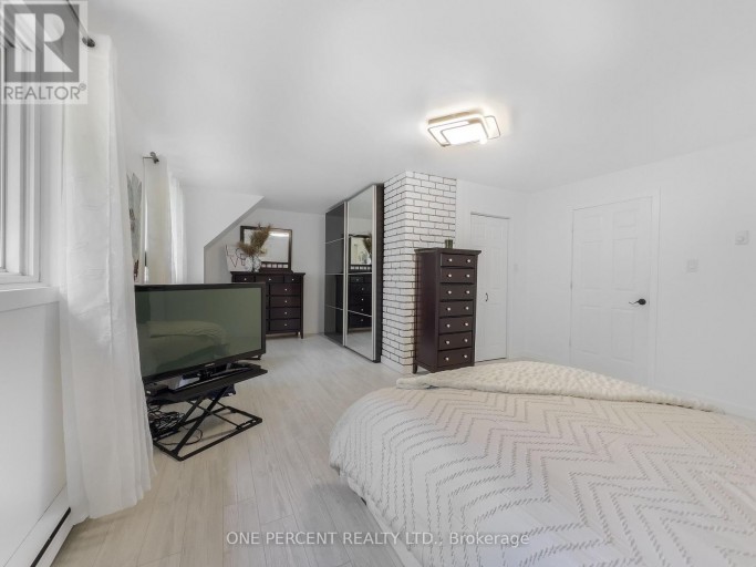 203 BULLIS ROAD, Brighton, Ontario, K0K1H0