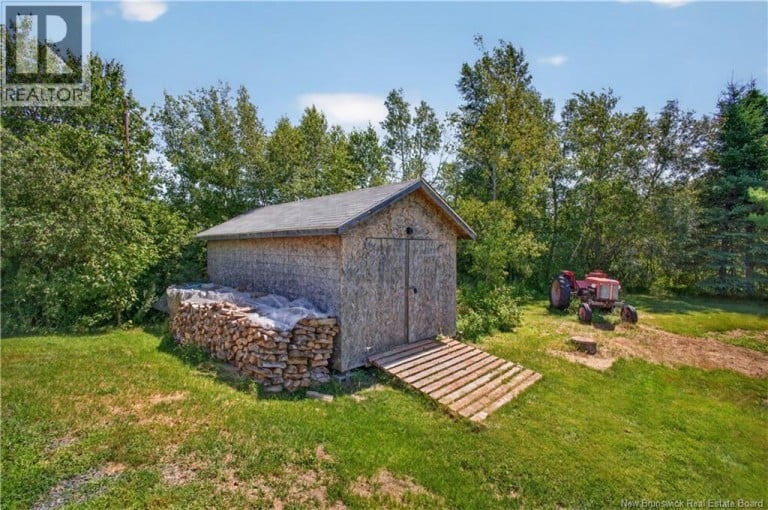 9 Bayview South Road, Baie-Sainte-Anne, New Brunswick, E9A1A5