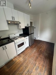 920 WOODBINE AVENUE Toronto (Woodbine Corridor) Ontario photo 2