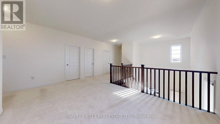 56 CHARLES WHITE COURT, East Gwillimbury (Sharon), Ontario, L0G1V0