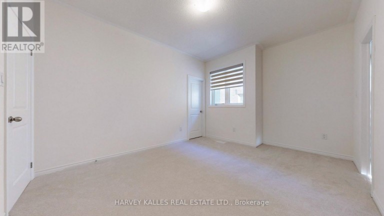 56 CHARLES WHITE COURT, East Gwillimbury (Sharon), Ontario, L0G1V0