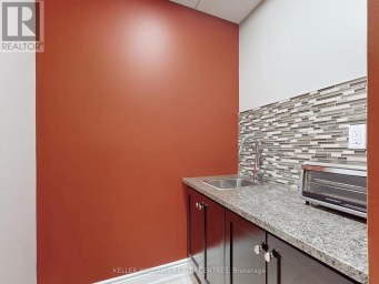 UNIT 4 - 117 WELLINGTON STREET E Aurora (Aurora Village) Ontario photo 6